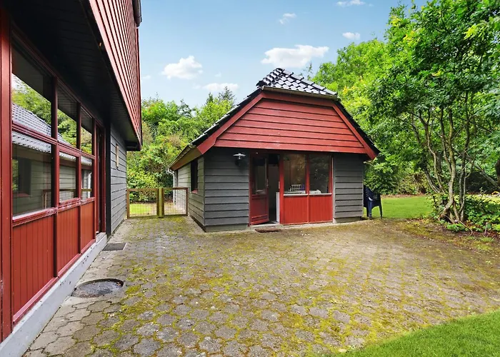 5 Bedroom Amazing In 펜션 Ulfborg